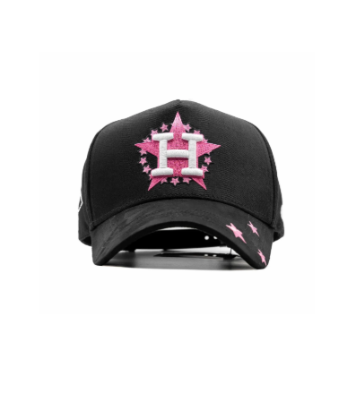Gorra negra con bordado rosa disponible en Imperious
