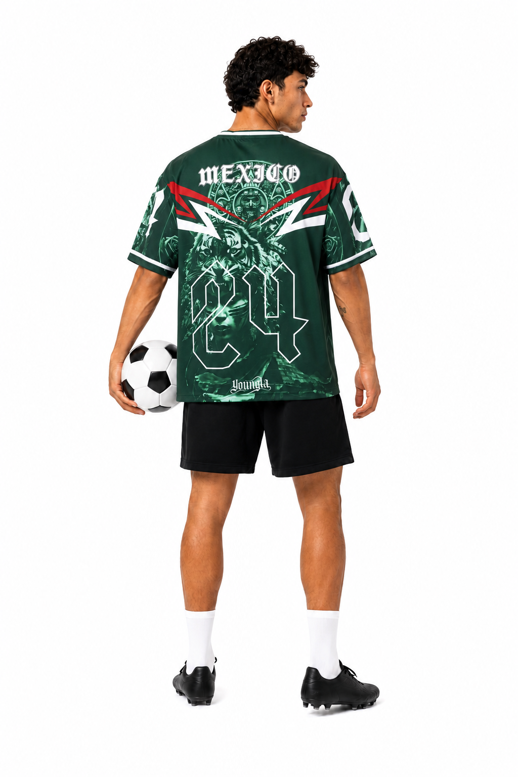 Modelo de espalda con jersey International Football Mexico